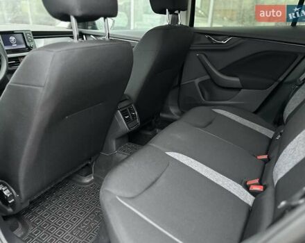 Чорний Шкода Scala, об'ємом двигуна 1.6 л та пробігом 76 тис. км за 15800 $, фото 13 на Automoto.ua