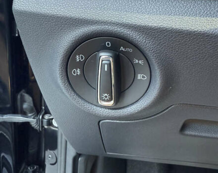 Чорний Шкода Scala, об'ємом двигуна 1.6 л та пробігом 191 тис. км за 17900 $, фото 31 на Automoto.ua