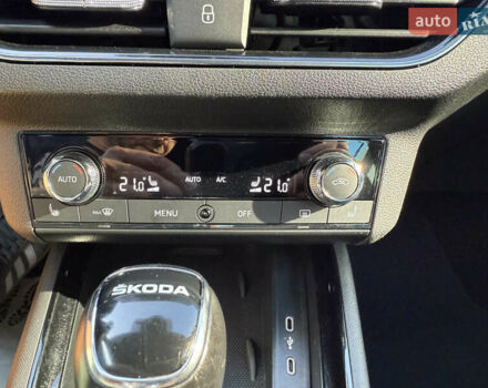 Чорний Шкода Scala, об'ємом двигуна 1.6 л та пробігом 191 тис. км за 17900 $, фото 22 на Automoto.ua