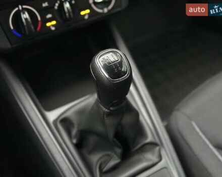 Чорний Шкода Scala, об'ємом двигуна 1.6 л та пробігом 76 тис. км за 15800 $, фото 26 на Automoto.ua