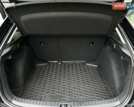 Чорний Шкода Scala, об'ємом двигуна 1.6 л та пробігом 76 тис. км за 15800 $, фото 28 на Automoto.ua