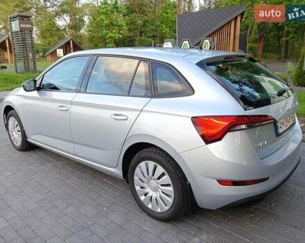 Серый Шкода Scala, объемом двигателя 1.6 л и пробегом 31 тыс. км за 19400 $, фото 4 на Automoto.ua
