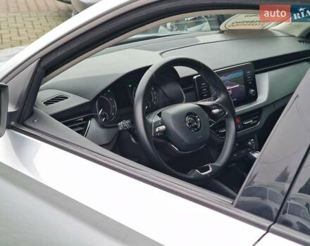 Серый Шкода Scala, объемом двигателя 1.6 л и пробегом 125 тыс. км за 17229 $, фото 11 на Automoto.ua