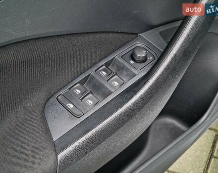 Серый Шкода Scala, объемом двигателя 1.6 л и пробегом 125 тыс. км за 17229 $, фото 15 на Automoto.ua