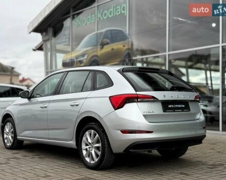 Серый Шкода Scala, объемом двигателя 1.6 л и пробегом 89 тыс. км за 18900 $, фото 3 на Automoto.ua