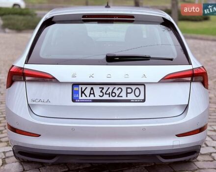 Серый Шкода Scala, объемом двигателя 1.6 л и пробегом 117 тыс. км за 16700 $, фото 3 на Automoto.ua