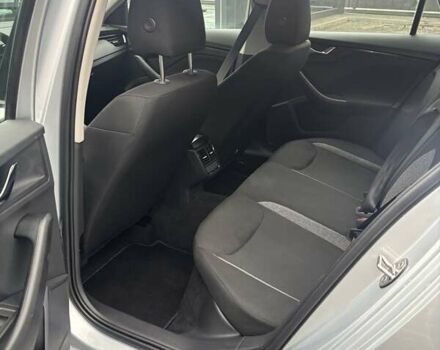 Сірий Шкода Scala, об'ємом двигуна 1 л та пробігом 175 тис. км за 14450 $, фото 6 на Automoto.ua