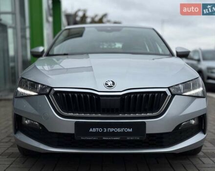 Серый Шкода Scala, объемом двигателя 1.6 л и пробегом 89 тыс. км за 18900 $, фото 9 на Automoto.ua