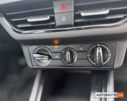 Серый Шкода Scala, объемом двигателя 1.6 л и пробегом 79 тыс. км за 15900 $, фото 18 на Automoto.ua