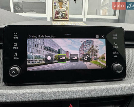 Сірий Шкода Scala, об'ємом двигуна 1 л та пробігом 22 тис. км за 29800 $, фото 31 на Automoto.ua