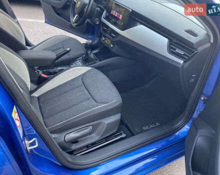 Синій Шкода Scala, об'ємом двигуна 1.6 л та пробігом 297 тис. км за 13500 $, фото 20 на Automoto.ua