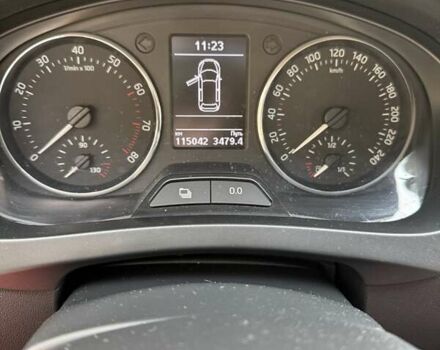 Белый Шкода Спейсбек, объемом двигателя 1.2 л и пробегом 115 тыс. км за 8500 $, фото 3 на Automoto.ua