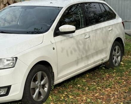 Белый Шкода Спейсбек, объемом двигателя 1.2 л и пробегом 115 тыс. км за 8500 $, фото 2 на Automoto.ua