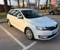 Білий Шкода Спейсбек, об'ємом двигуна 1.2 л та пробігом 126 тис. км за 7600 $, фото 1 на Automoto.ua