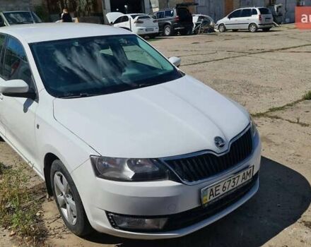 Белый Шкода Спейсбек, объемом двигателя 1.2 л и пробегом 66 тыс. км за 7900 $, фото 4 на Automoto.ua