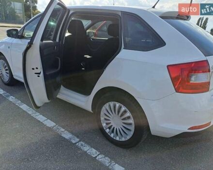 Білий Шкода Спейсбек, об'ємом двигуна 1.6 л та пробігом 171 тис. км за 7950 $, фото 5 на Automoto.ua