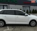 Белый Шкода Спейсбек, объемом двигателя 1.6 л и пробегом 172 тыс. км за 7600 $, фото 1 на Automoto.ua