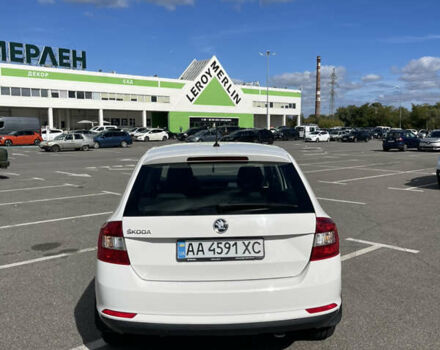 Шкода Спейсбек 2016 в Киеве на Automoto.ua Белый Шкода Спейсбек, объемом двигателя 1.2 л и пробегом 202 тыс. км за 7900 $, фото 4 на Automoto.ua