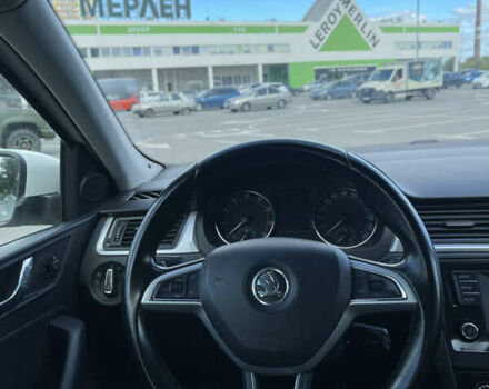 Шкода Спейсбек 2016 в Киеве на Automoto.ua Белый Шкода Спейсбек, объемом двигателя 1.2 л и пробегом 202 тыс. км за 7900 $, фото 15 на Automoto.ua