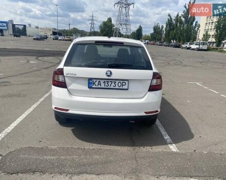 Шкода Спейсбек 2017 в Киеве на Automoto.ua Белый Шкода Спейсбек, объемом двигателя 1 л и пробегом 163 тыс. км за 8000 $, фото 1 на Automoto.ua