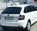 Белый Шкода Спейсбек, объемом двигателя 1 л и пробегом 147 тыс. км за 8650 $, фото 4 на Automoto.ua