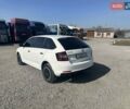 Білий Шкода Спейсбек, об'ємом двигуна 1 л та пробігом 130 тис. км за 6500 $, фото 4 на Automoto.ua