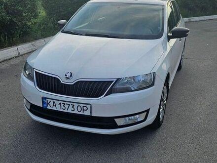 Білий Шкода Спейсбек, об'ємом двигуна 1 л та пробігом 192 тис. км за 7300 $, фото 1 на Automoto.ua