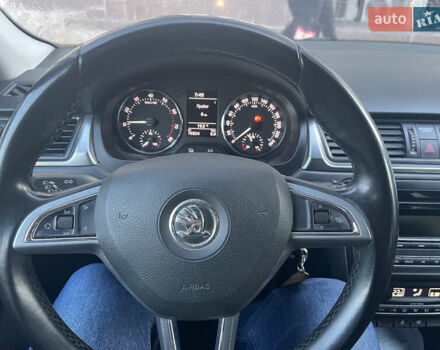 Черный Шкода Спейсбек, объемом двигателя 1.6 л и пробегом 88 тыс. км за 9400 $, фото 7 на Automoto.ua