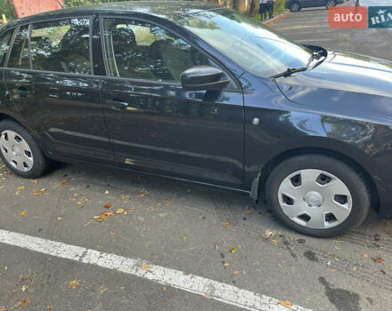 Черный Шкода Спейсбек, объемом двигателя 1.6 л и пробегом 88 тыс. км за 9400 $, фото 3 на Automoto.ua