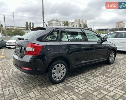 Шкода Спейсбек 2017 в Киеве на Automoto.ua Черный Шкода Спейсбек, объемом двигателя 1.2 л и пробегом 87 тыс. км за 10490 $, фото 7 на Automoto.ua