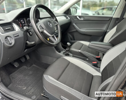 Шкода Спейсбек 2017 в Киеве на Automoto.ua Черный Шкода Спейсбек, объемом двигателя 1.2 л и пробегом 87 тыс. км за 10000 $, фото 20 на Automoto.ua