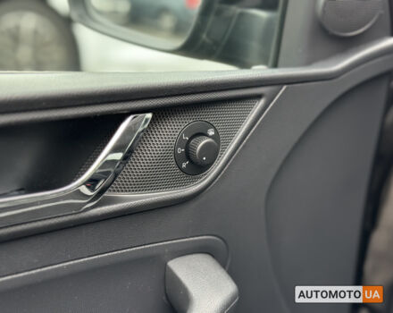 Шкода Спейсбек 2017 в Киеве на Automoto.ua Черный Шкода Спейсбек, объемом двигателя 1.2 л и пробегом 87 тыс. км за 10000 $, фото 16 на Automoto.ua