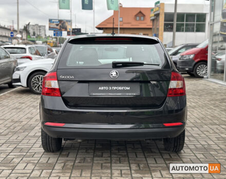 Шкода Спейсбек 2017 в Киеве на Automoto.ua Черный Шкода Спейсбек, объемом двигателя 1.2 л и пробегом 87 тыс. км за 10000 $, фото 27 на Automoto.ua