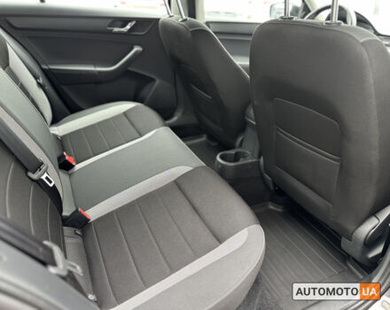 Шкода Спейсбек 2017 в Киеве на Automoto.ua Черный Шкода Спейсбек, объемом двигателя 1.2 л и пробегом 87 тыс. км за 10000 $, фото 22 на Automoto.ua