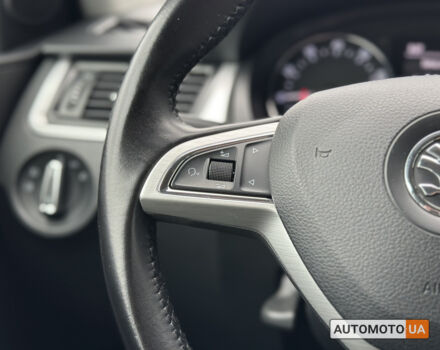 Шкода Спейсбек 2017 в Киеве на Automoto.ua Черный Шкода Спейсбек, объемом двигателя 1.2 л и пробегом 87 тыс. км за 10000 $, фото 14 на Automoto.ua