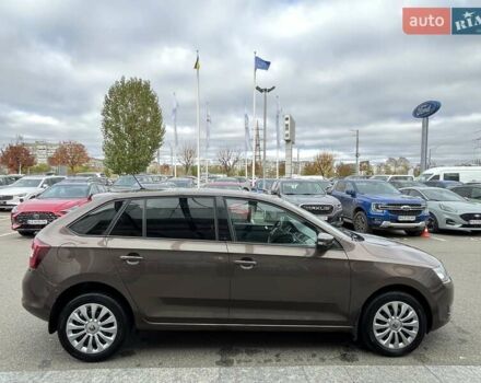 Коричневый Шкода Спейсбек, объемом двигателя 1.6 л и пробегом 114 тыс. км за 9093 $, фото 4 на Automoto.ua