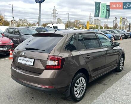 Коричневый Шкода Спейсбек, объемом двигателя 1.6 л и пробегом 114 тыс. км за 9093 $, фото 5 на Automoto.ua
