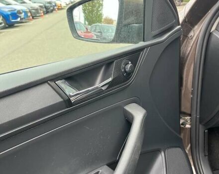 Коричневый Шкода Спейсбек, объемом двигателя 1.6 л и пробегом 114 тыс. км за 9093 $, фото 15 на Automoto.ua