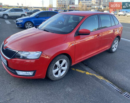 Красный Шкода Спейсбек, объемом двигателя 1.6 л и пробегом 236 тыс. км за 7000 $, фото 2 на Automoto.ua