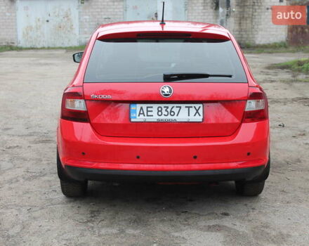 Красный Шкода Спейсбек, объемом двигателя 1.2 л и пробегом 180 тыс. км за 6400 $, фото 5 на Automoto.ua