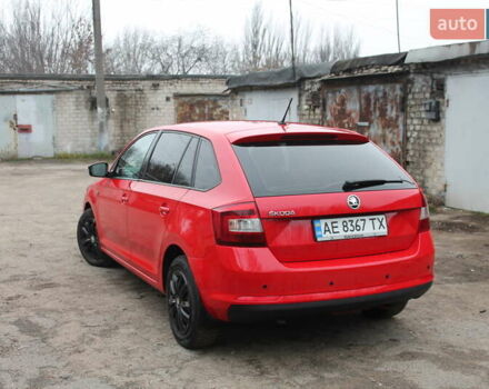 Красный Шкода Спейсбек, объемом двигателя 1.2 л и пробегом 180 тыс. км за 6400 $, фото 4 на Automoto.ua