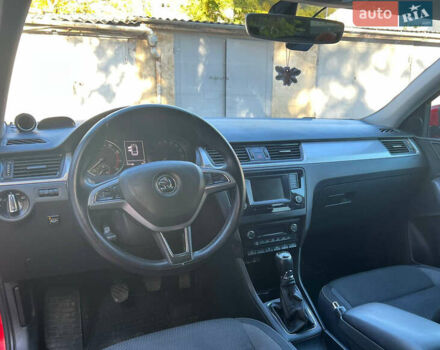 Красный Шкода Спейсбек, объемом двигателя 1.2 л и пробегом 111 тыс. км за 8000 $, фото 4 на Automoto.ua