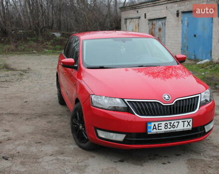 Красный Шкода Спейсбек, объемом двигателя 1.2 л и пробегом 180 тыс. км за 6400 $, фото 3 на Automoto.ua