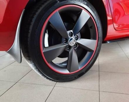 Красный Шкода Спейсбек, объемом двигателя 1.2 л и пробегом 50 тыс. км за 12000 $, фото 8 на Automoto.ua