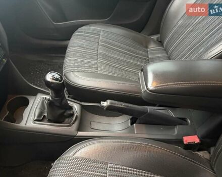 Красный Шкода Спейсбек, объемом двигателя 1.6 л и пробегом 354 тыс. км за 7000 $, фото 18 на Automoto.ua