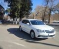 Белый Шкода Суперб, объемом двигателя 1.8 л и пробегом 276 тыс. км за 9000 $, фото 1 на Automoto.ua