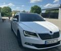 Белый Шкода Суперб, объемом двигателя 2 л и пробегом 280 тыс. км за 16800 $, фото 1 на Automoto.ua