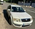 Белый Шкода Суперб, объемом двигателя 1.8 л и пробегом 310 тыс. км за 5000 $, фото 1 на Automoto.ua