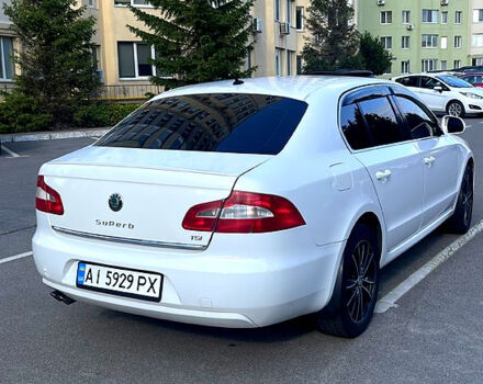 Білий Шкода Суперб, об'ємом двигуна 1.8 л та пробігом 283 тис. км за 7999 $, фото 5 на Automoto.ua