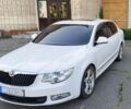 Белый Шкода Суперб, объемом двигателя 2 л и пробегом 30 тыс. км за 4600 $, фото 2 на Automoto.ua